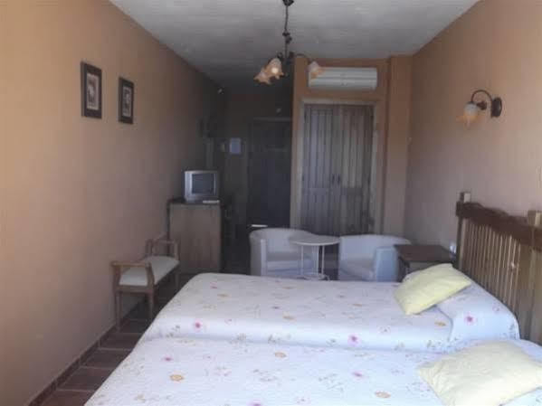 Hotel Posada Casas Viejas Benalup-Casas Viejas Buitenkant foto